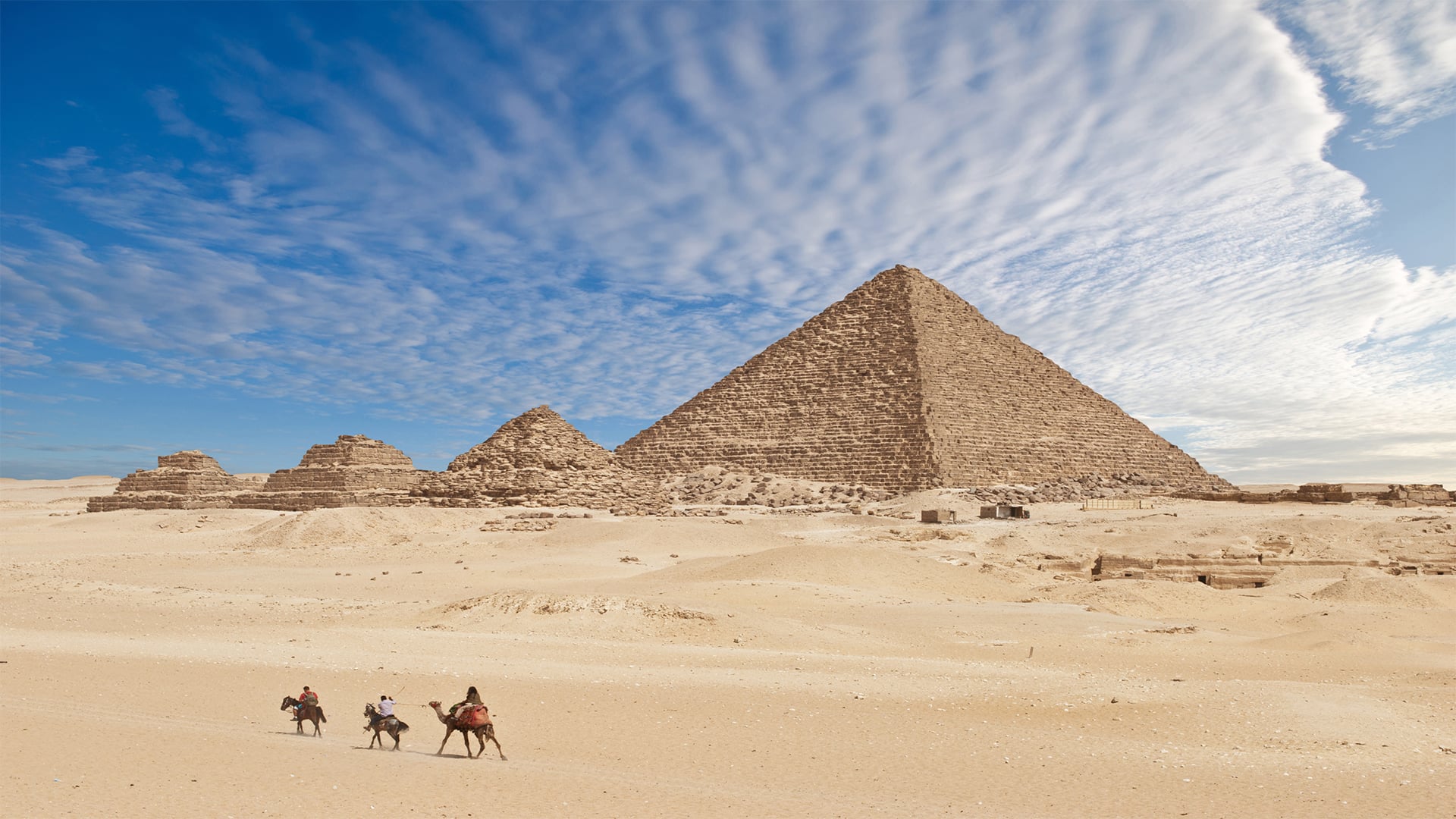 Pyramids Of Cairo 